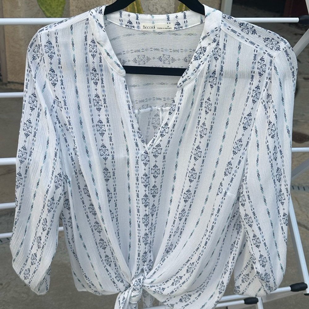 BE COOL White Blouse with Navy Stripe & Floral Print
